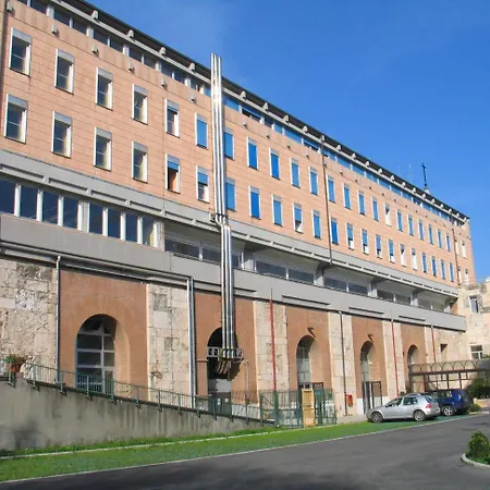 Eur Ξενοδοχείο 3*